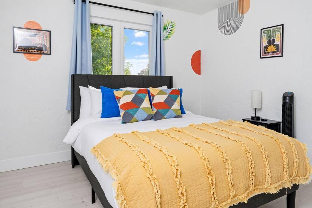 Smart Bungalow: 10-Min To Uf, Central Location 게인즈빌 외부 사진