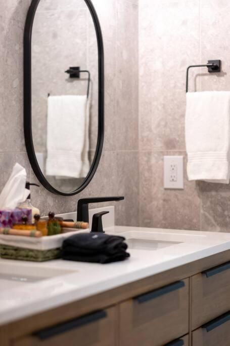 Smart Bungalow: 10-Min To Uf, Central Location 게인즈빌 외부 사진