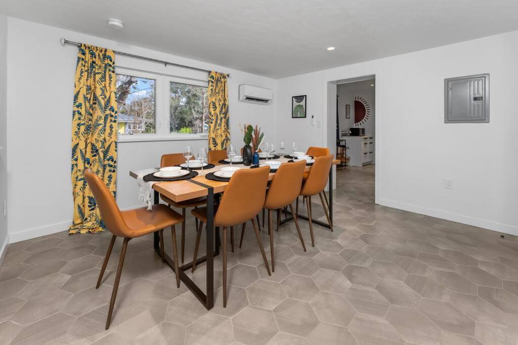 Smart Bungalow: 10-Min To Uf, Central Location 게인즈빌 외부 사진