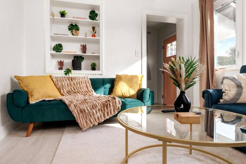 Smart Bungalow: 10-Min To Uf, Central Location 게인즈빌 외부 사진